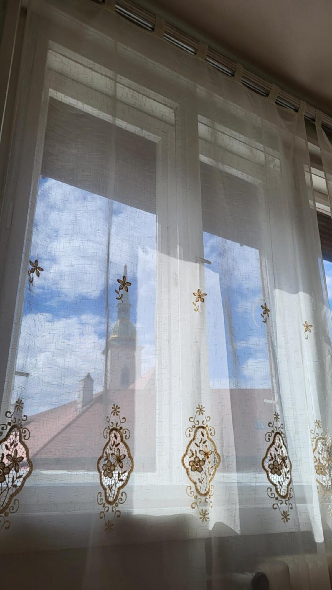 Extralarge Queen Room In The Heart Of Bratislava With Terrace Exterior photo